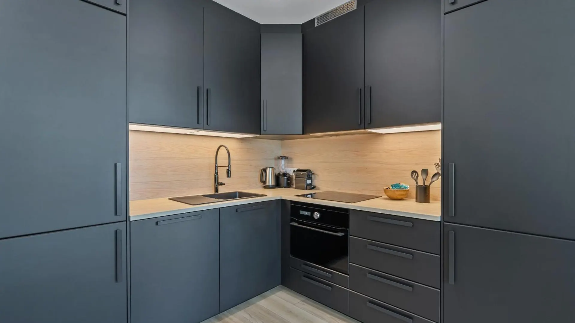 Charming Gasperich Studio Near Cloche D'Or Mall Luxembourg 0*,