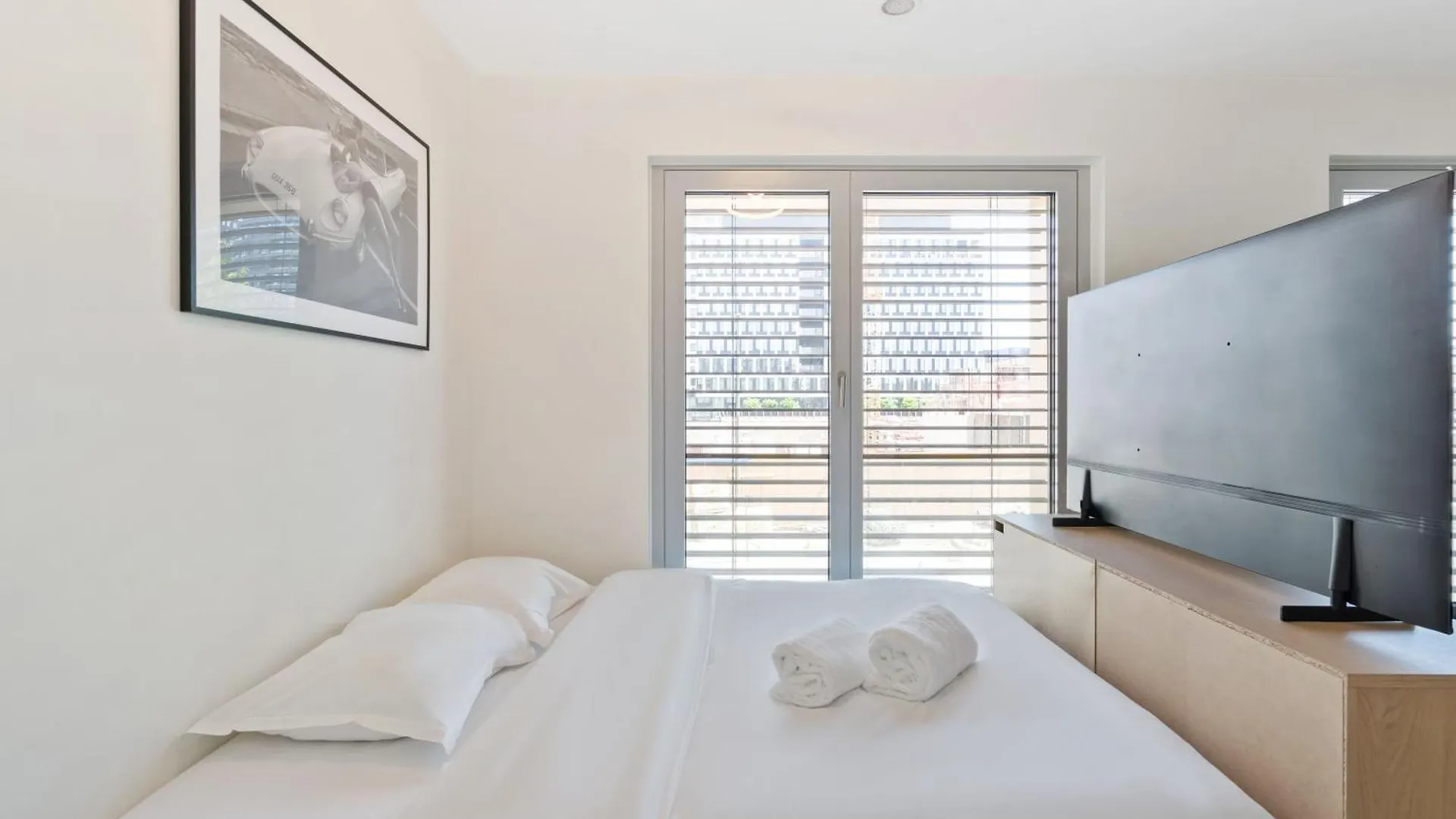 Charming Gasperich Studio Near Cloche D'Or Mall Luxembourg 0*,
