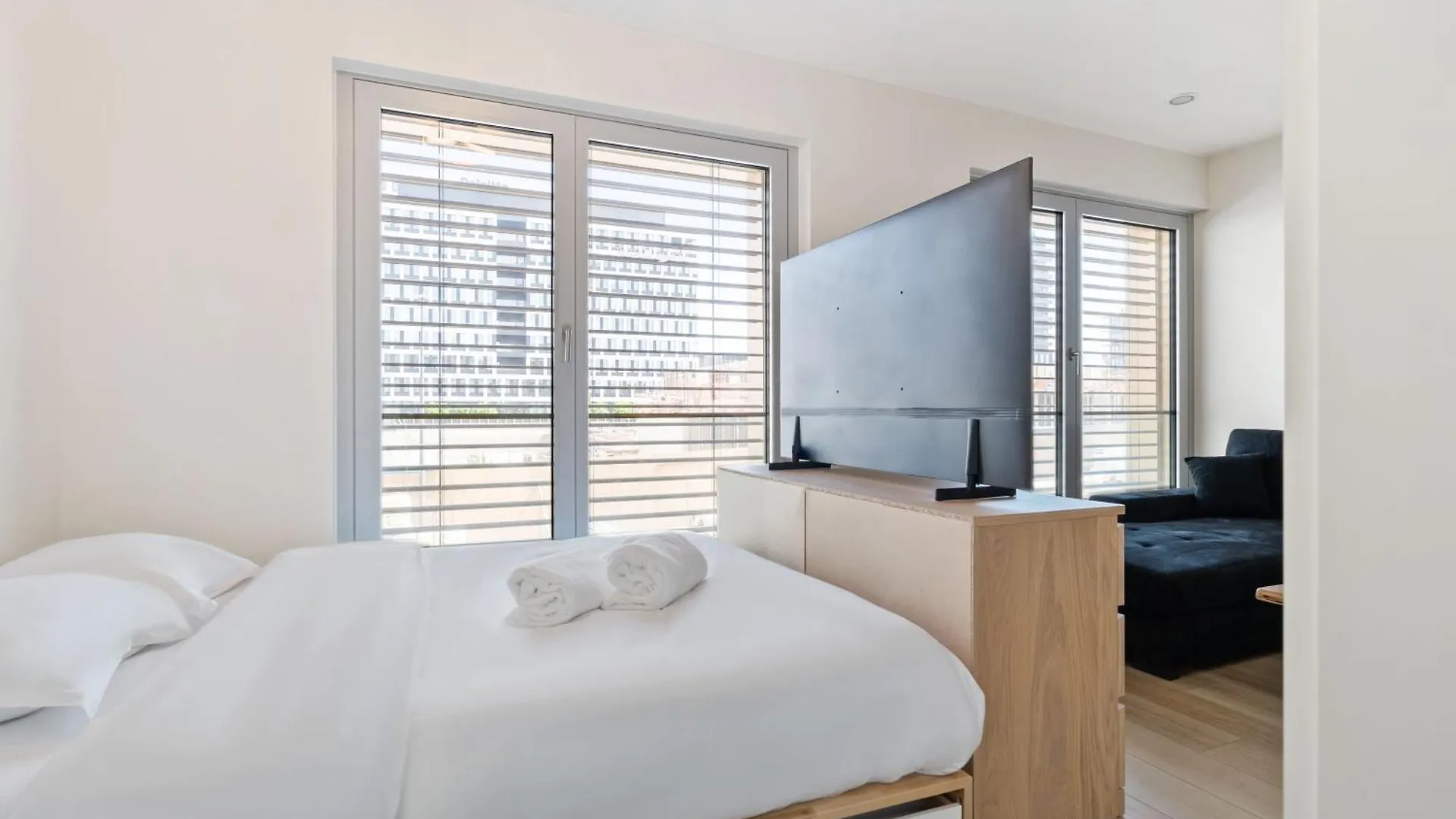 Apartment Charming Gasperich Studio Near Cloche D'Or Mall Luxembourg